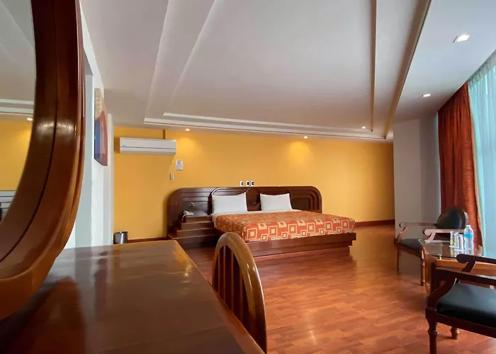 Escala Siglo Xxi Hotel 4*