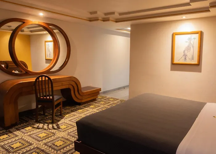 Hotel Escala Siglo Xxi 4*