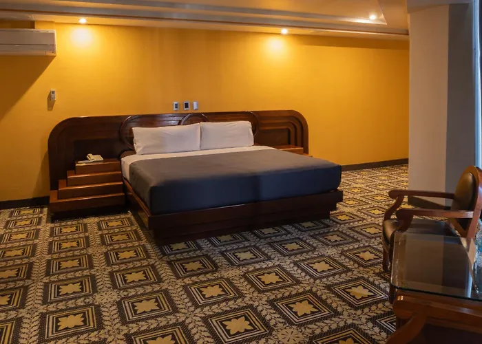 Escala Siglo Xxi Hotel 4*
